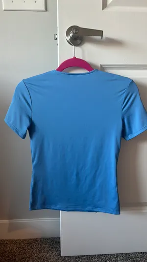 H&M Blue T-Shirt thumbnail 2
