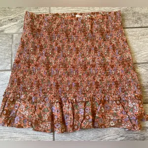Veronica Beard Melodie Mini Skirt Floral Smocked Ruffle Coral Pink size 12 thumbnail 1