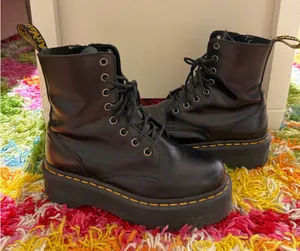 Dr. Martens Jadon Boots Platform thumbnail 1
