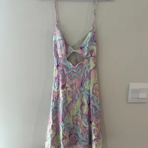 Zara Tie Dye Cutout Satin Mini Dress Sz M thumbnail 6