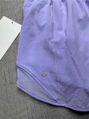 Lululemon Hottie Hot High Rise Athletic Shorts Lilac Smoke Size 12 NWT thumbnail 9