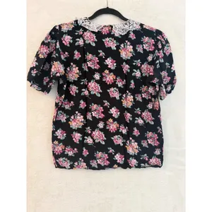 Bryn Connelly Vintage‎ Floral Lace Collar Blouse Black Pink Short Sleeve Small thumbnail 3