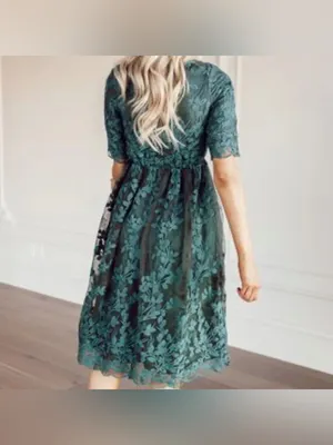 JESSAKAE Eve‎ Wintergreen Dress Floral embroidered midi forest green size small thumbnail 2