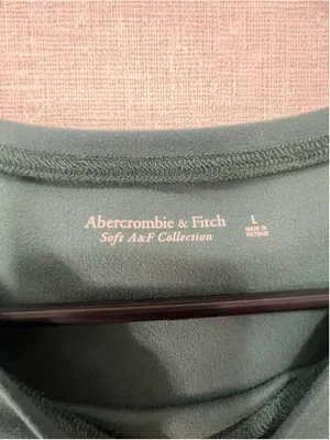 Abercrombie & Fitch Soft A&F Collection Green Cropped Fitted Long Sleeve T-Shirt thumbnail 2