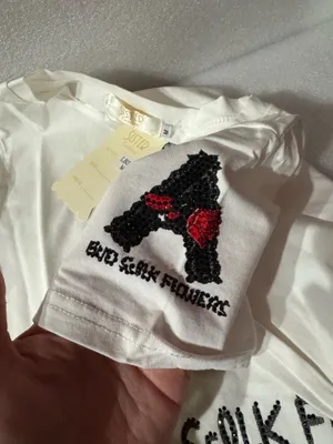 Sister fashion white and Black t shirt size M thumbnail 2