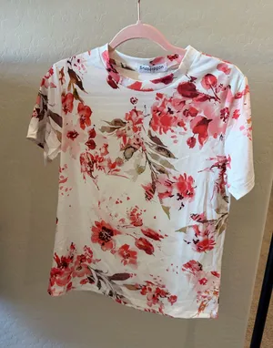 White Floral Tshirt thumbnail 1
