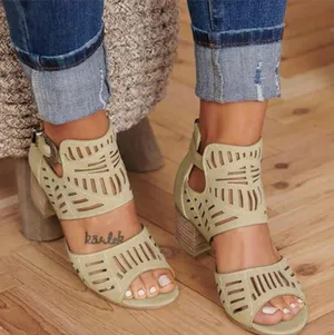TOP Moda Brown Cutout stacked tan gladiator heels size 9 thumbnail 1