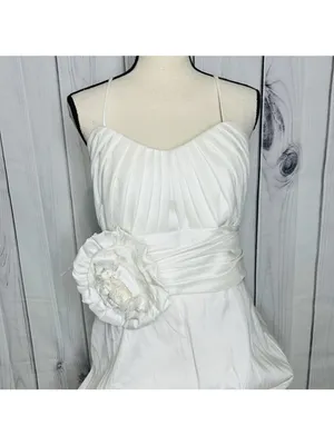 Wtoo Wedding Cotillion Dress Sz 14 Worn Once Pleated Floral Applique Sweetheart thumbnail 2