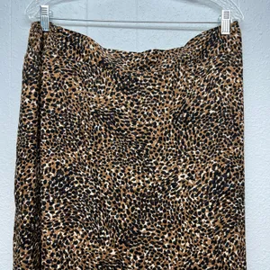 Old Navy Animal Print Pull On Midi Skirt Womens 3X Side Pockets Workwear Casual thumbnail 3