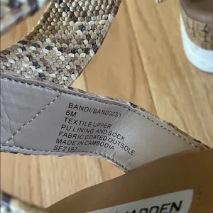 Steve Madden Platform Sandals Womens 6 Tan Bandi Snake Print Casual thumbnail 7