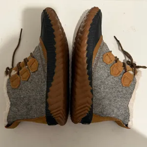 SOREL Out N About Plus Weatherproof Rain Boots in Quarry Grey Black Tan Size 7.5 thumbnail 10