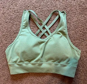 Alphalete sports bra thumbnail 1