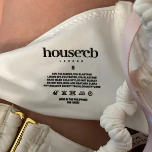 NWT HOUSE OF CB Cassis Ruched Underwired Bikini Top In Ivory Size Small thumbnail 8