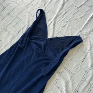 Venus Lingerie Mini Slip Dress Deep Navy Blue V-Neck M 90s Y2K Spaghetti Strap thumbnail 11