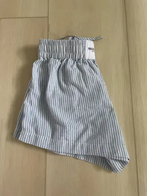 Princess Polly Striped Linen Shorts thumbnail 5