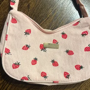 Pink Purse thumbnail 6