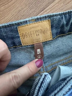 Driftwood - Classic Fit Meg Straight Jeans thumbnail 5