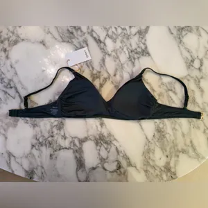 NWT Quince Olive Green Italian v-neck bikini top Sz L thumbnail 7