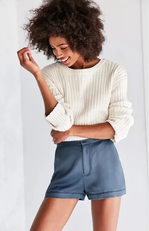 Silence + Noise Size 6 Shorts Breanne Urban Outfitters Silky Satin Lattice Trim‎ thumbnail 1