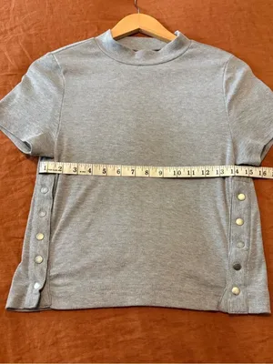 We The Free Free People Heather Gray Mock Neck Short-Sleeve Top w/Statement Side Buttons EUC thumbnail 5