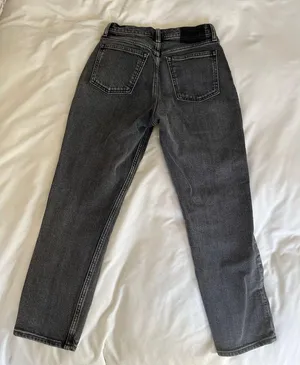Abercrombie High Rise Mom Jeans thumbnail 2