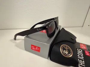 Ray-Ban New Wayfarer Sunglasses 55 mm Polarized thumbnail 2