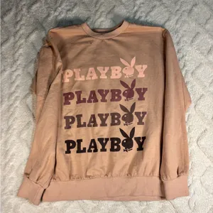 Playboy crewneck medium thumbnail 1