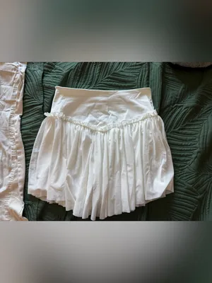 White Flowy Tennis Skirt Size XL thumbnail 4
