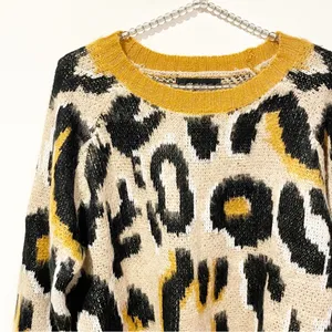 Alice Blue Size XL Brown Leopard Cheetah Animal Print Eyelash‎ Crewneck Sweater thumbnail 2