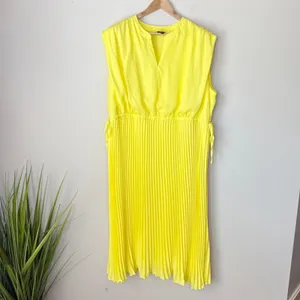 Ulla Popken Yellow Pleated Chiffon Midi Dress Sleeveless Tie Waist Size 24‎ Plus thumbnail 2