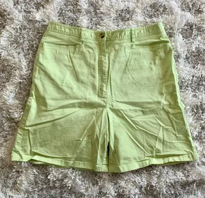 Vintage Slime Green High Waisted Denim Mom Shorts Stretchy Jean Shorts thumbnail 1
