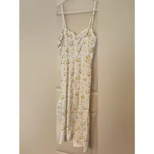 Shein White Yellow Spaghetti Strap Slit Midi Dress Size XS thumbnail 2