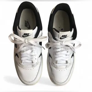 Nike GAMMA FORCE Women's WHITE BLACK DX9176-100 Athletic Sneaker Shoes Sz 8.5. thumbnail 8