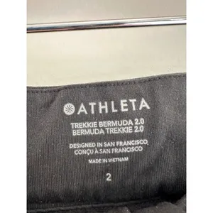 Athleta Trekkie Bermuda 2.0 Shorts Womens 2 Black Hiking Travel Gorpcore thumbnail 3