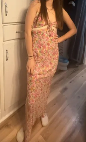 Princess Polly Cottagecore Floral Maxi Dress thumbnail 3