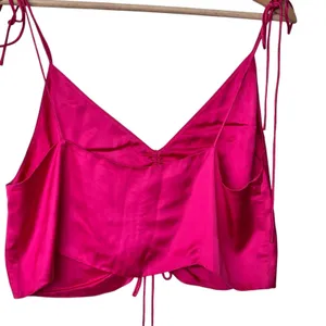Aritzia Wilfred verso camisole Sz Large hot pink cinched thumbnail 2
