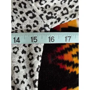 Antistar Gray/Black Cheetah Crop High Neck Sweater Long Sleeve Size M Soft thumbnail 6