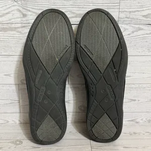 Crocs Walu Shoes‎ Women Sz 8 Shimmer Black Leather Slip On Loafers Flats 202303 thumbnail 7