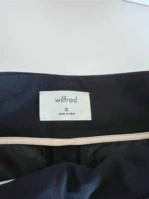 Aritzia Wilfred Women's Jallade Pant Crepe‎ Cropped High Waisted Pants Black thumbnail 7