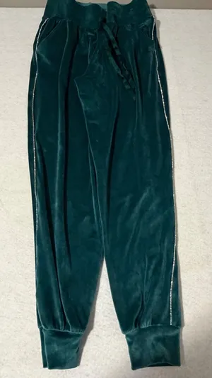 Victorias Secret On Point Green Velour Rhinestone Trim Joggers Small thumbnail 1
