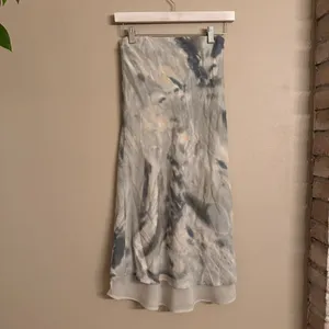 RAILS‎ Anya Watercolor Satin Midi Skirt thumbnail 2