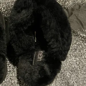 Womens sz6 UGG Disquette Platform Slippers Black Suede Shearling Fur Slides thumbnail 9