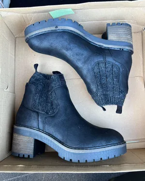 Boots thumbnail 1