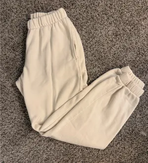 Brandy Melville John Galt Sweatpants thumbnail 2