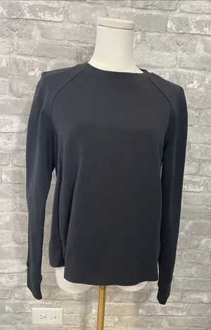 Lululemon On-Track Crew
Black thumbnail 1
