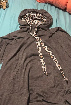 Hoodie Gray Size M thumbnail 1