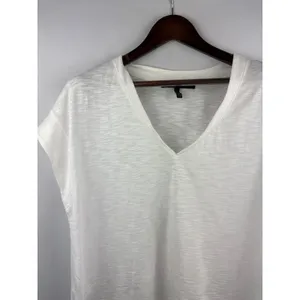 Women’s White House Black Market XL White T-Shirt thumbnail 2