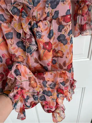 Few Moda Floral Cold Shoulder‎ Ruffle Romper Pink Size Medium thumbnail 3