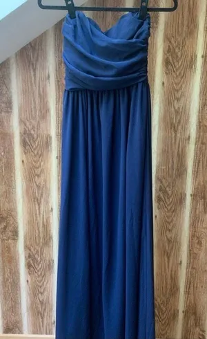 Lulu’s Formal Dress thumbnail 2