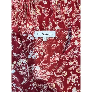 En Saison Womens Dress Red Maxi V Neck Floral Puff Sleeve Pleated Fairycore XS thumbnail 4